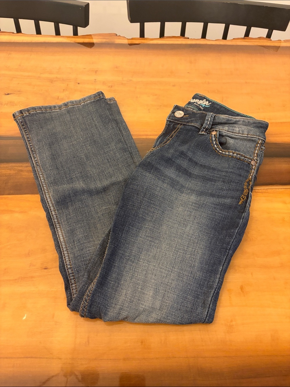 Wrangler Women's Boot Cut Jeans in Medium Blue Wash